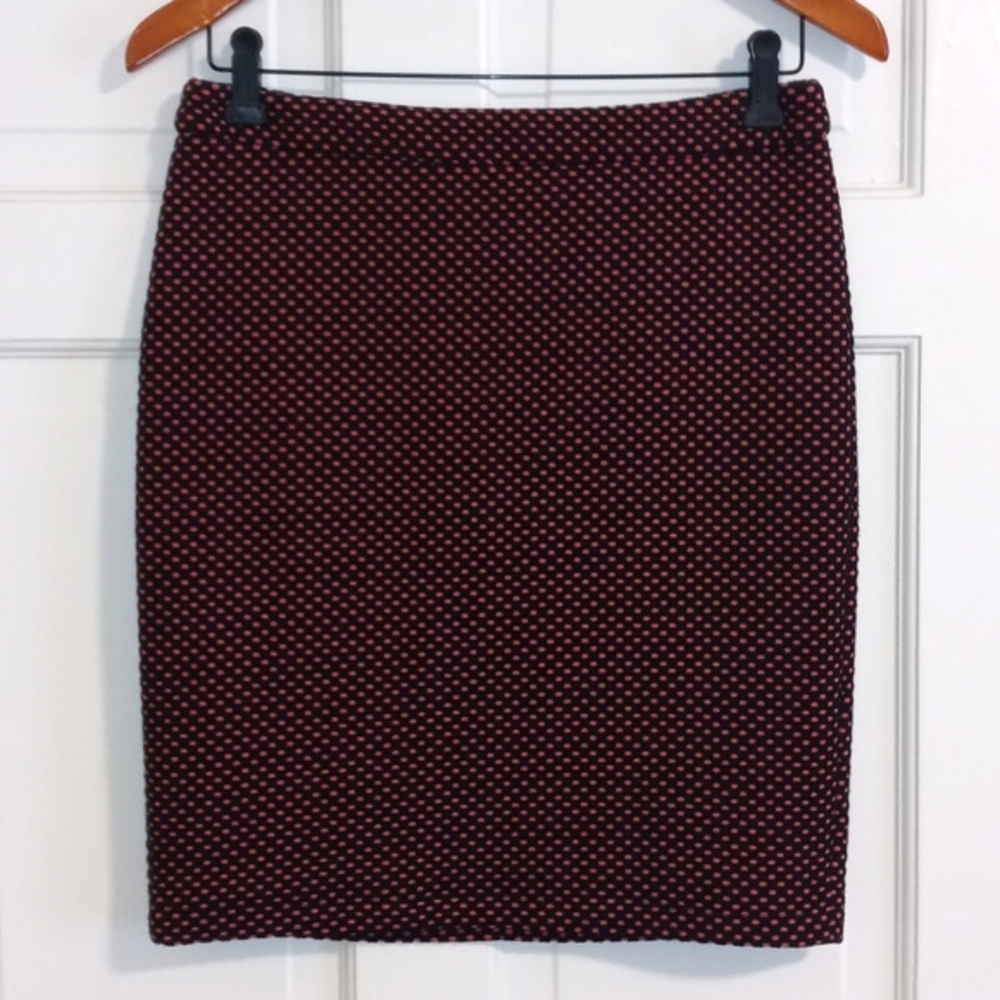 🖤LOFT🖤 - Black/Red Dot Stretch Pencil Skirt